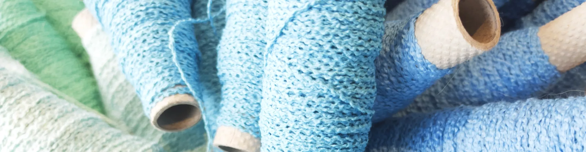 Panel de bobine de fils à tisser, bleues et vertes